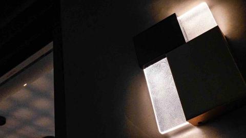 小豪 - 燈具安裝