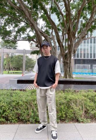 凱豈😊😆 - 本人