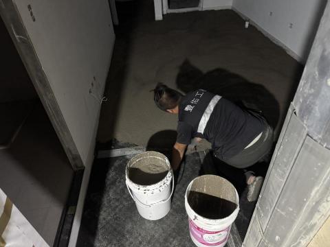 豐佑工程 - 隔音地墊：特殊水泥材抹面完成