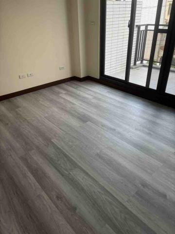 邱小姐 - SPC石塑卡扣地板