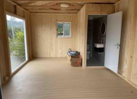 張皓棠 - 全木作小木屋