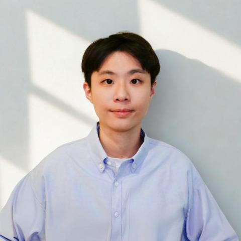 提供crm服務的專家Amber Chen