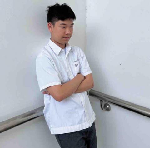 提供線上家教服務的專家梁一夫