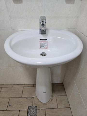 佳銓水電空調工程行 - HCG臉盆及龍頭安裝