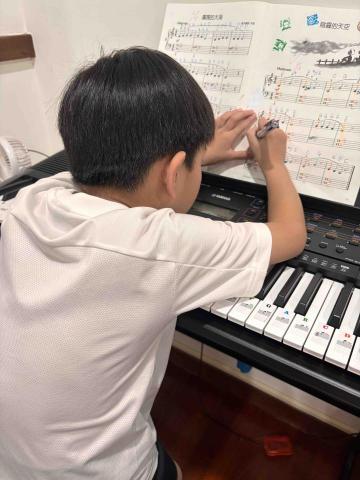 張介珉 橘子🍊老師 長笛/鋼琴/幼兒響笛教學 南屯區 - 鋼琴教學