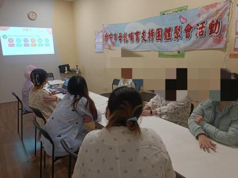 湘瑜護理師 - 每月協助衛生局、衛生所母乳授課