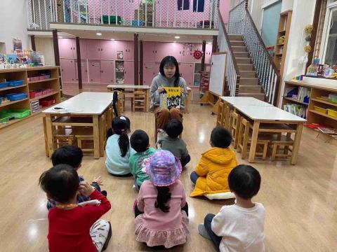 江怡萱 - 幼兒園故事志工