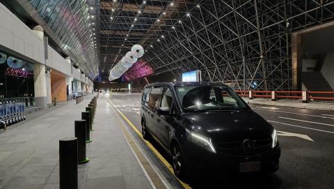 提供租車七人座服務的專家徐御耀