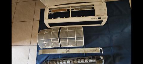 潘彼得 - 分離式冷氣外殼清洗前