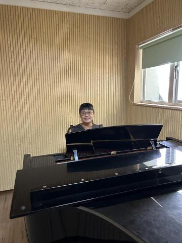 古典鋼琴教學 - 在大琴房