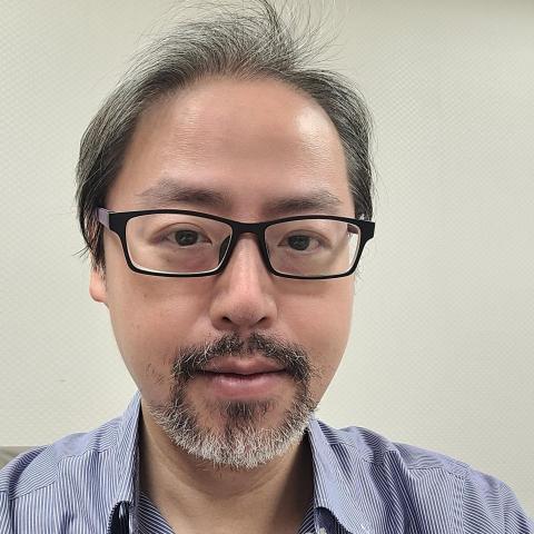 提供遊戲制作服務的專家電動人Elric