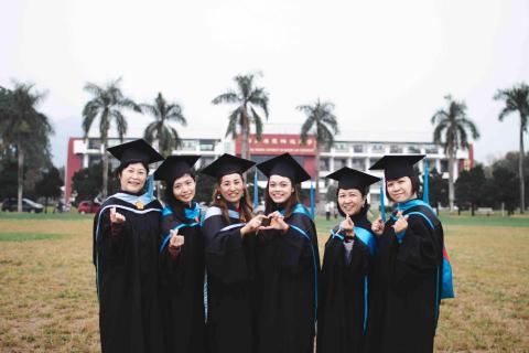 TIM_STUDIO - 畢業照