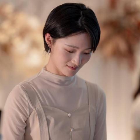 提供模特兒服務的專家陳怡均