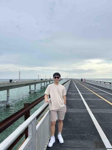 台北中山區中文學習家教推薦Chrisma2000