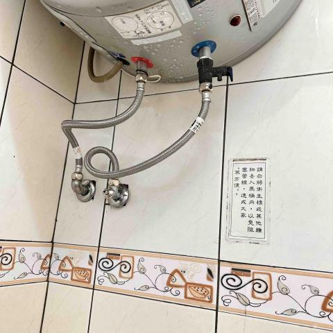 榮鑫居家水電維修 - 中壢區隔間套房浴廁維修