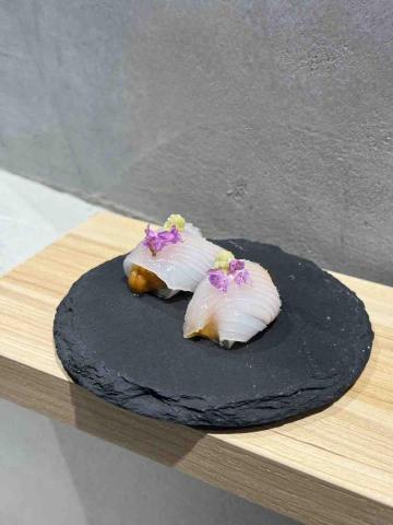 高靖恩 - 墨魚海膽卷