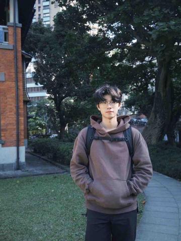 備考多益、雅思，國小、國中英語陪讀，高中考試、出國留學英語檢 - 