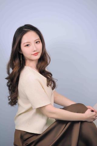 Ki喲打 彩妝造型/化妝教學/黑眼圈救星 - 形象照