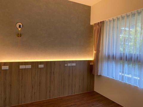 緒品 - 溫馨的主臥床頭