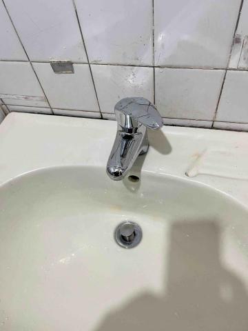 巫新達 - 水龍頭更換