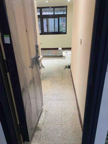 阮先生 - 地板施工前