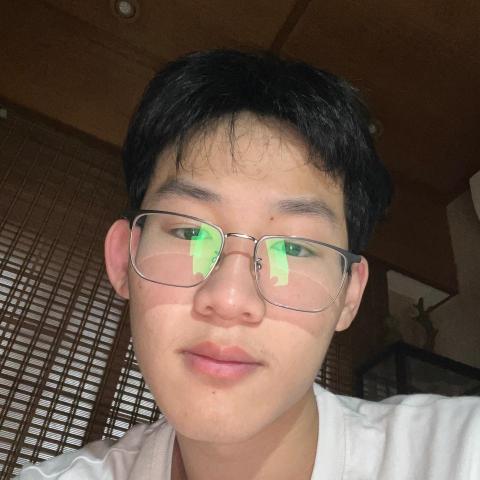 提供學測數b服務的專家康誠