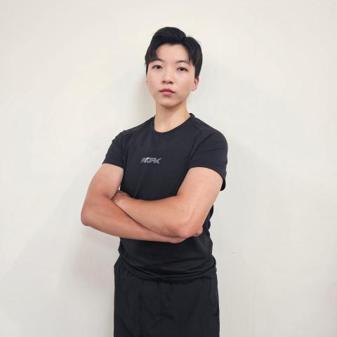 王婷莉（栗子）