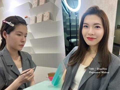 靚芊美學 Beauty More - 個人初階彩妝教學課程