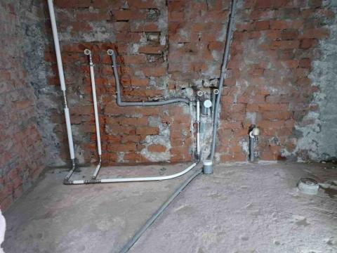 宥蓁水電 - 廁所翻新管路重配