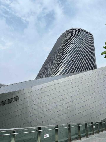 提供dji空拍服務的專家何宗潤