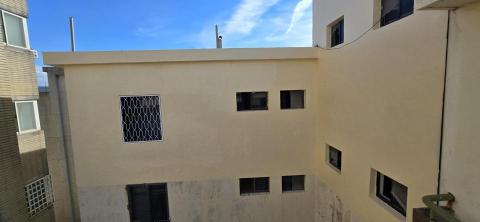 邱炳嘉 - 全屋防水翻新保溫隔熱塗層施作