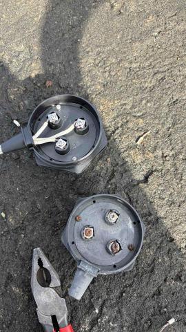 佳昆水電 - 電極保持器更換