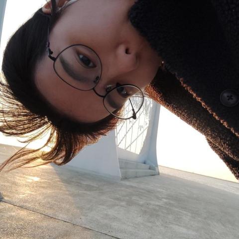 提供配音服務的專家梁歆瑑