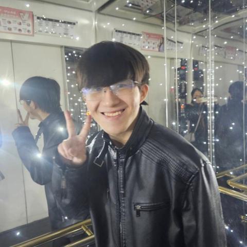 提供fb讚服務的專家黃主文