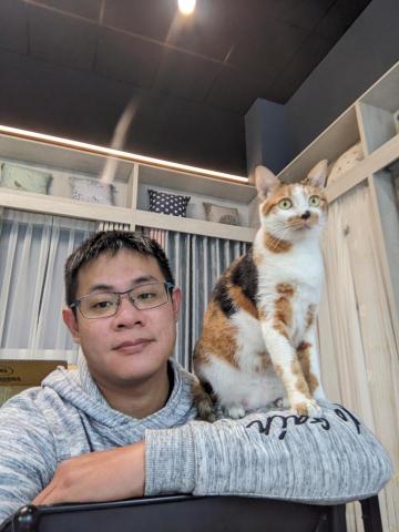 提供風琴簾服務的專家小莊