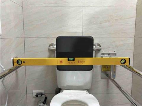 - 承川水電 - - 浴室安全扶手安裝