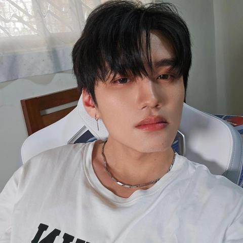 提供ptt爬蟲服務的專家Luca