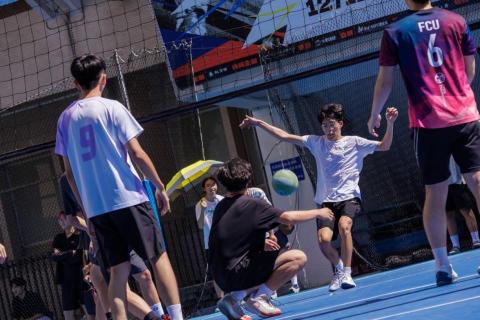 鐘子雅 - 排球比賽