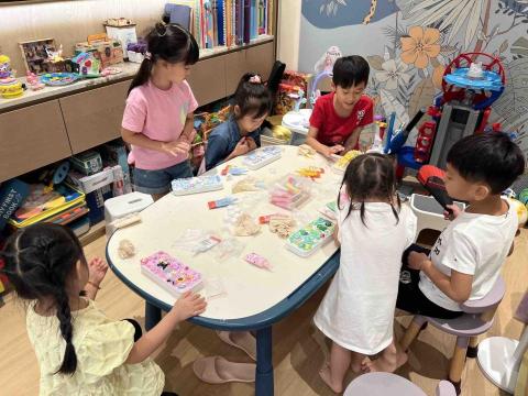 莉莉安Lilian - 奶油膠課程～鉛筆盒