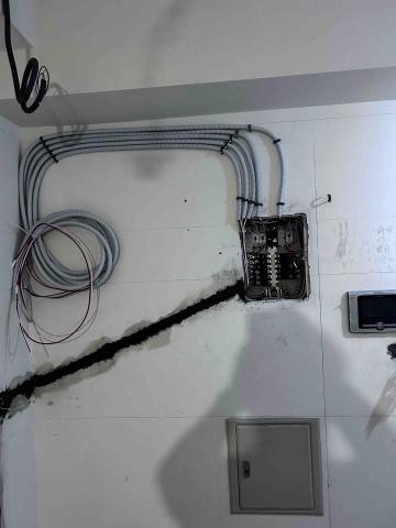 林紘緯 - 新增專用回路