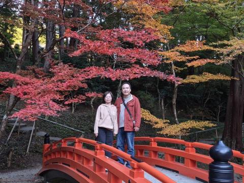 舛本先生 - 小國神社にて
