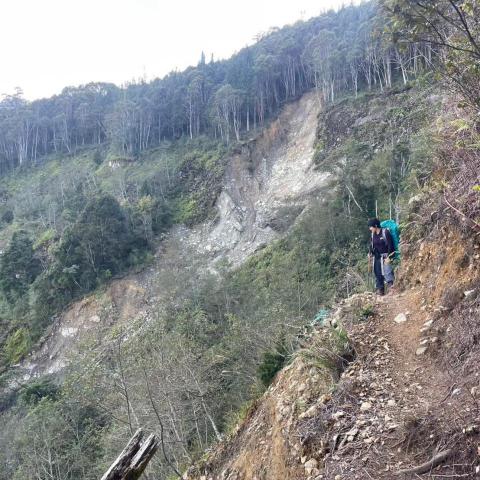 專業地球科學家教