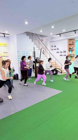 小茱老師｜運動表現專家 - 肌力團班、不分年齡