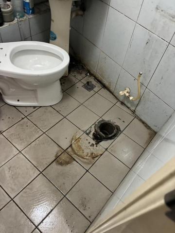 周文翔 - 馬桶舊換新安裝作業