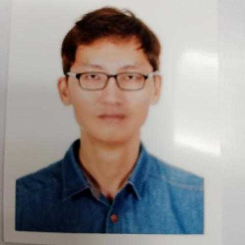 廖亞當
