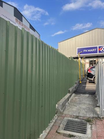 翔政工程行 - 我們也有在蓋圍籬！