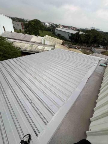 鐵工/浪板工程 - 白鐵屋頂板更換完 放水切、包角 （2）