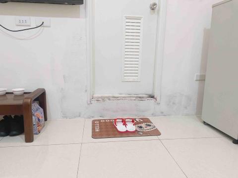 佑興防水工程 - 批完土了！等乾之後打磨上漆