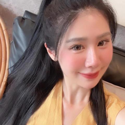 提供保母服務的專家伊庭