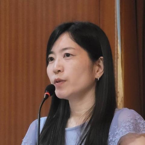 提供日語教學服務的專家鈴木美穂